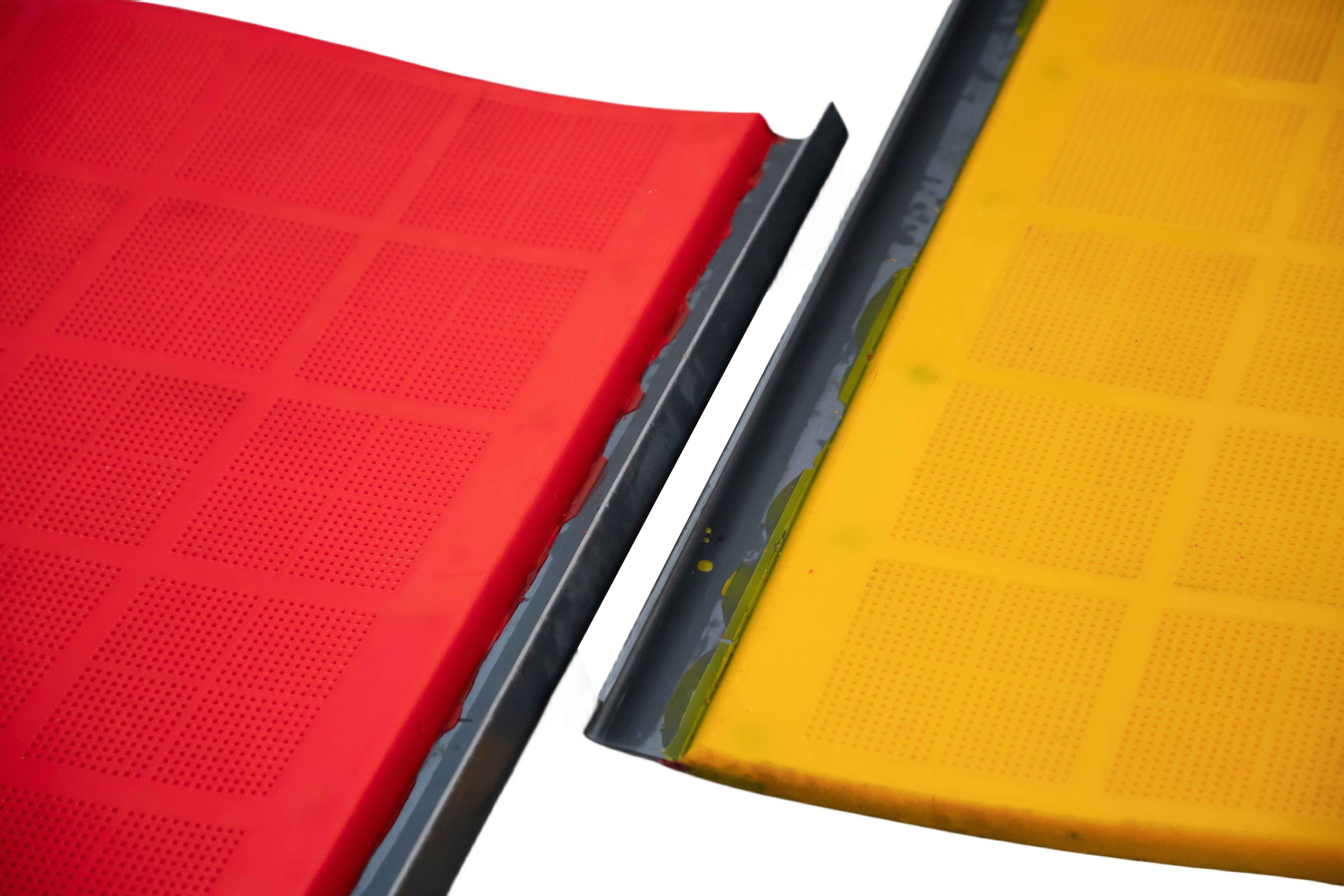 Polyurethane tension screen, ideal for high-load screening and dewatering applications