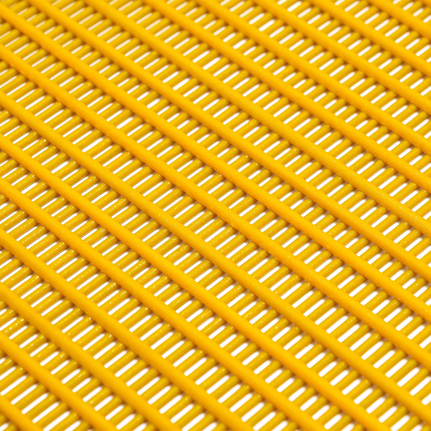 Thermoplastic welded rod screen, high temperature and wear-resistant