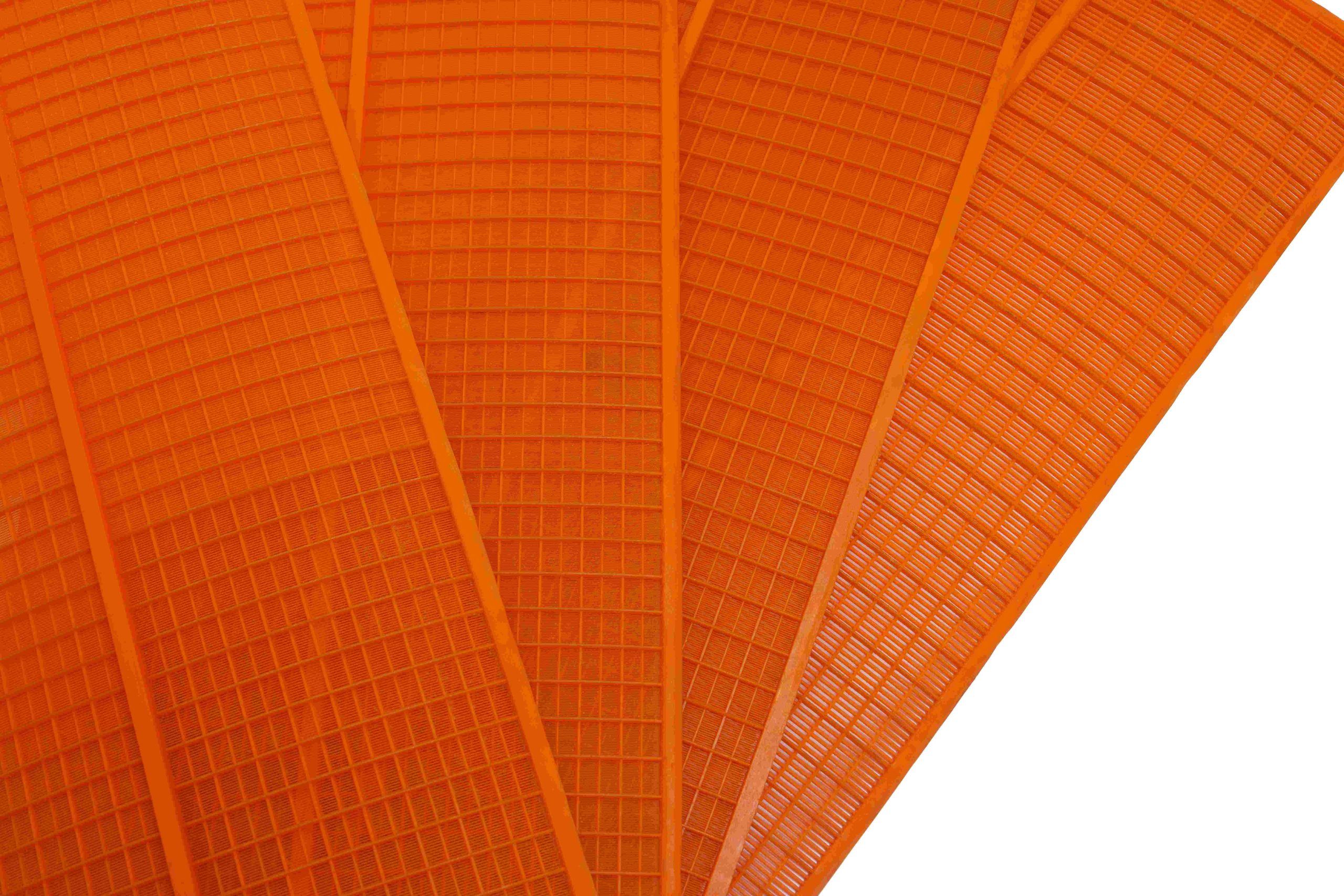 Polyurethane fine screen for screening and classification of fine materials